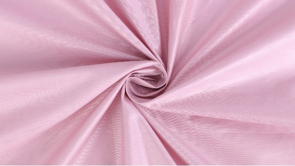 羽絨服面料迎來了大改革，400T錦滌紡成為新型高端羽絨服面料